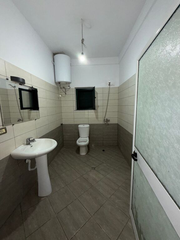 House 1 Floor 2+1 for rent Kombinat