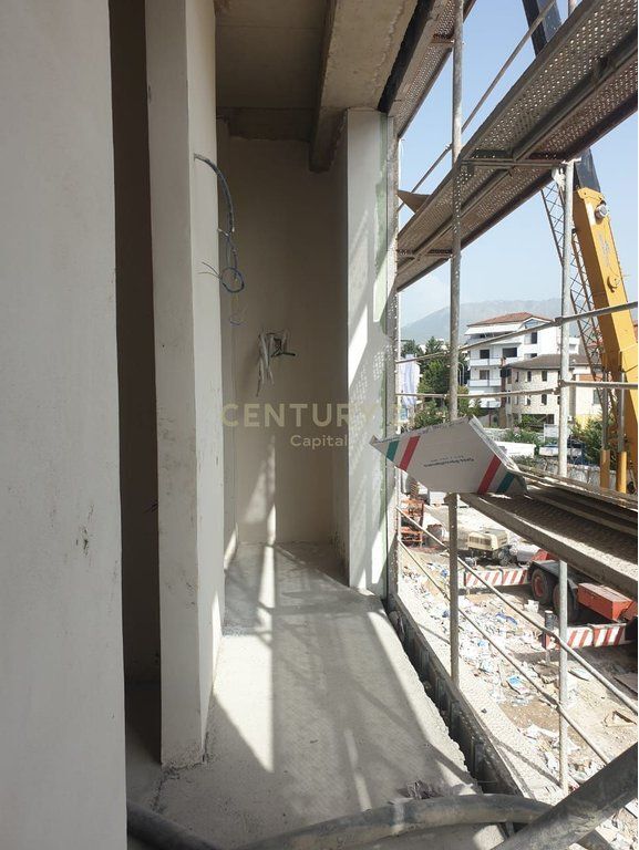 SHITET APARTAMENT 2+1+2 – ALI DEM