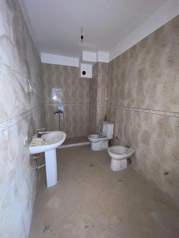 🏷️ OKAZION‼️ ULJE ÇMIMI‼️ | SHITET APARTAMENT 2+1 ME VERANDË – ASTIR