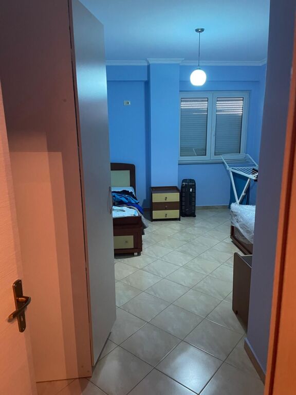 Affittasi appartamento 2+1+2 in Via Jordan Misja, vicino al Complesso Gener 2