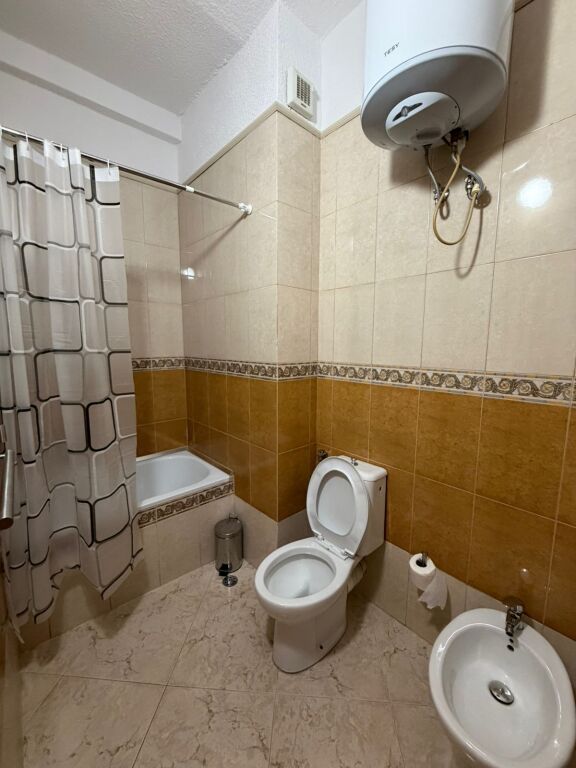 Affitto | Apartament 2 + 1 | Stadiumi Dinamo | 800 €/mese