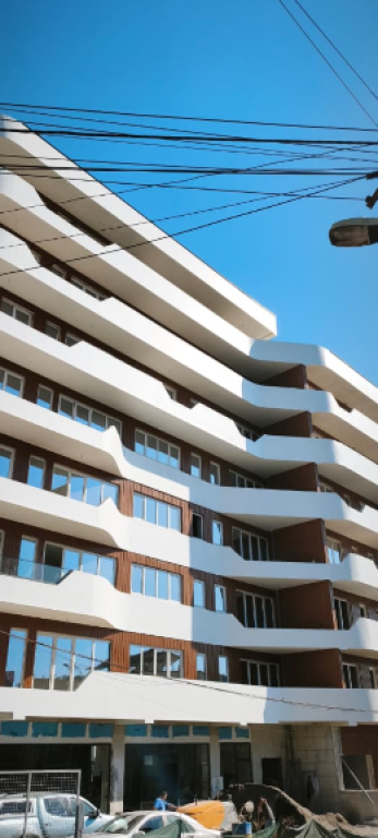 SHITET APARTAMENT 2+1+2 ME VERANDË | RRUGA E ELBASANIT