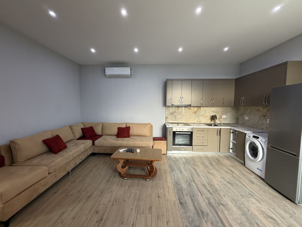 1+1 villa floor for rent