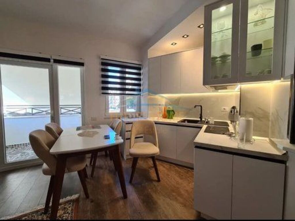 Qera,Apartament 1+1,Qender