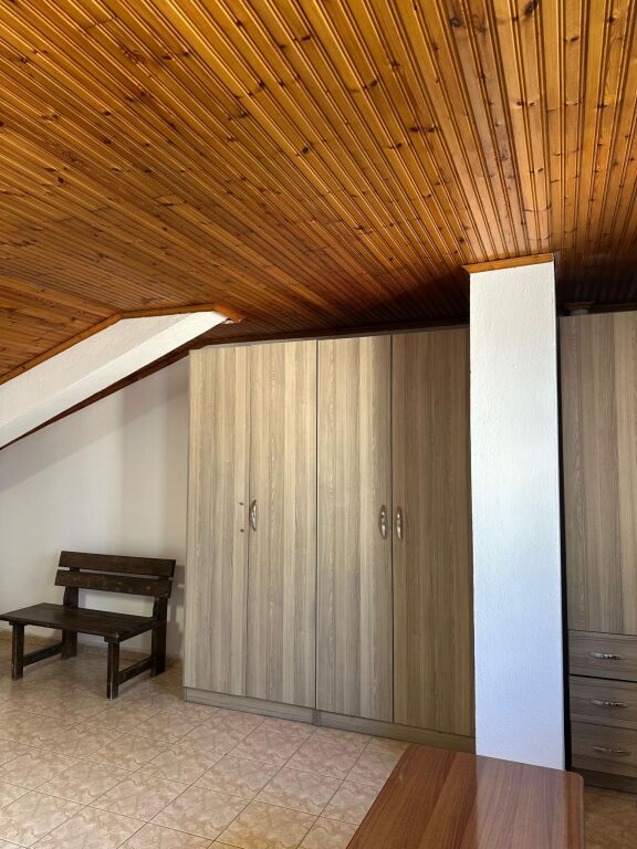 Qera | Apartament 2 + 1 | Pazari I Ri – Rruga Fadil Rada | 800 €/muaj