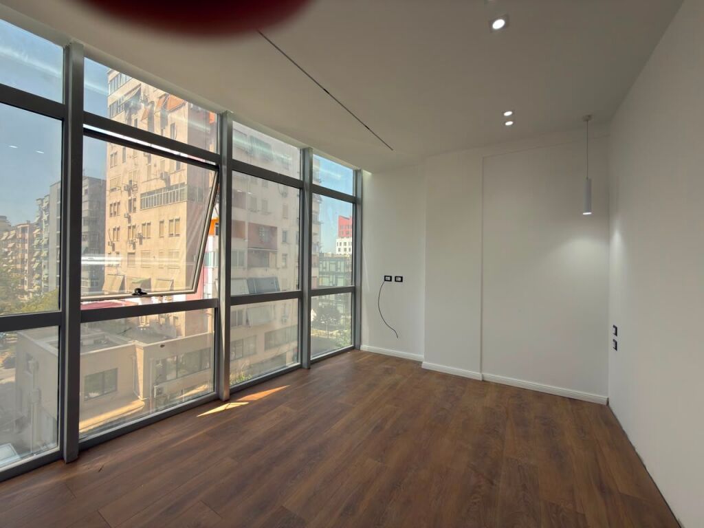 Vendita | Apartament 1 + 1 | Rruga Shefqet Musaraj | 166000 €