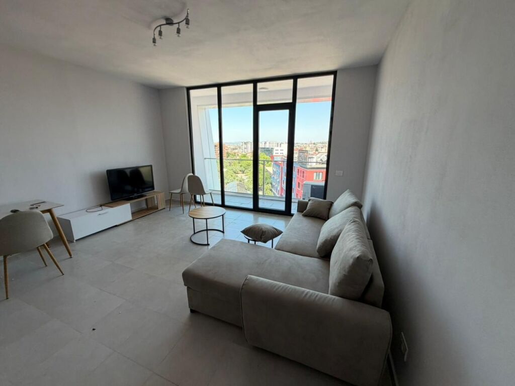 🏡 AFFITTASI APPARTAMENTO 2+1 + PARCHEGGIO  📍 Porcelan, di fronte a Klan TV💰 Prezzo: 750.000 Lek/mese
