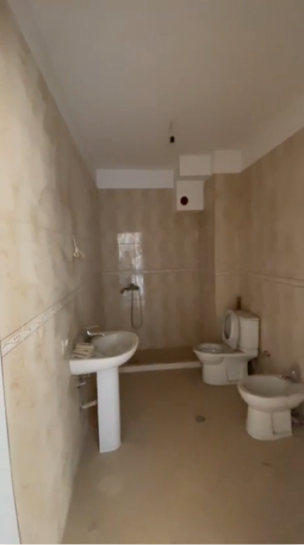 🔥OKAZION – ULJE ÇMIMI🔥🏡Shitet apartament 2+1 me verandë në Astir🔥