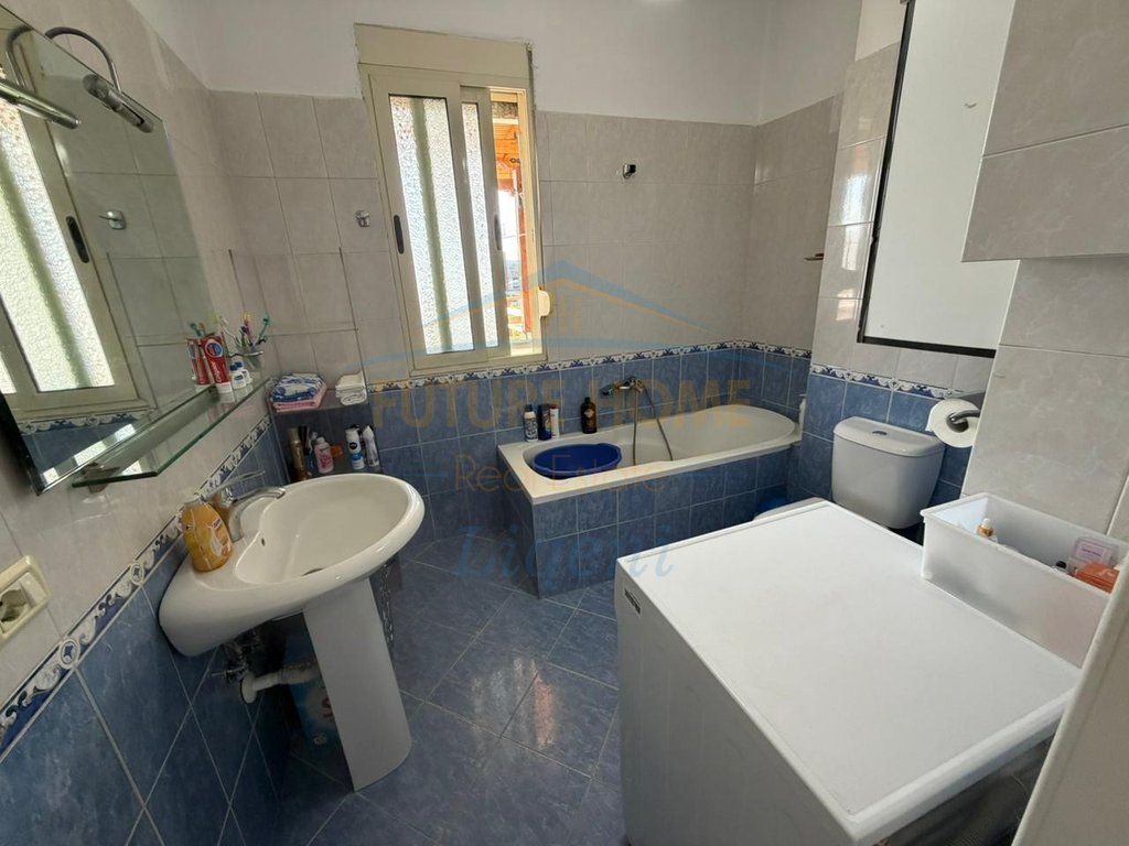 For sale, Apartment 3+1+Veranda, Selvia, Partizani High School, Tirana
