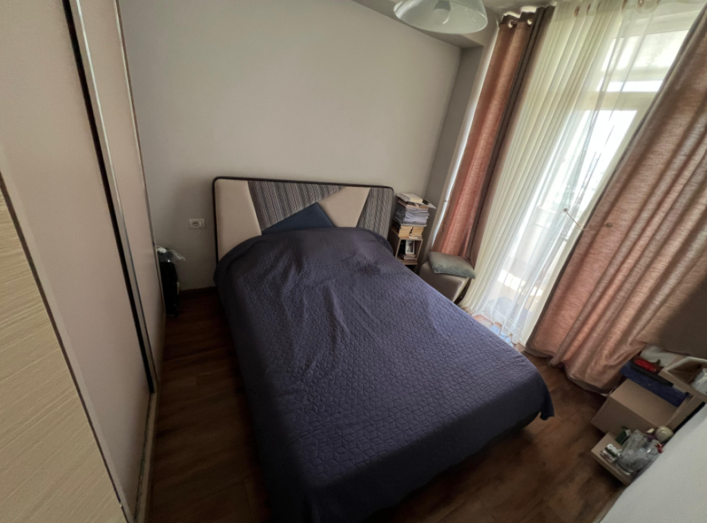 Jepet me Qira Apartament 2+1 – Rruga 5 Maji