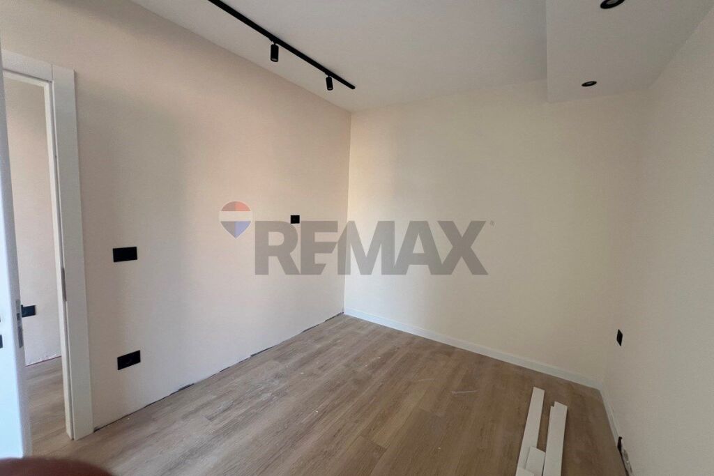 APARTAMENT 1+1 PER SHITJE KOMUNA PARISIT