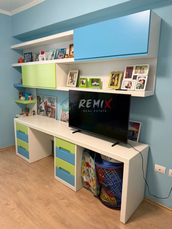 🏡 APARTAMENT 2+1+2 PËR SHITJE – PRANË ZJARRFIKËSES