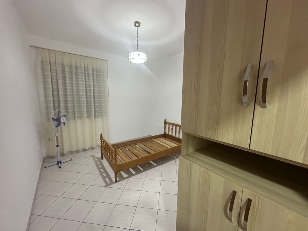 APPARTAMENTO 2+1 A ASTIR – DIETRO IL BAR ARTISTA 55,000 leke