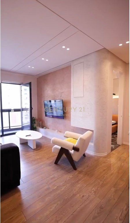 Apartament 1+1+Post Parkimi per shitje te Rruga e Kosovarve