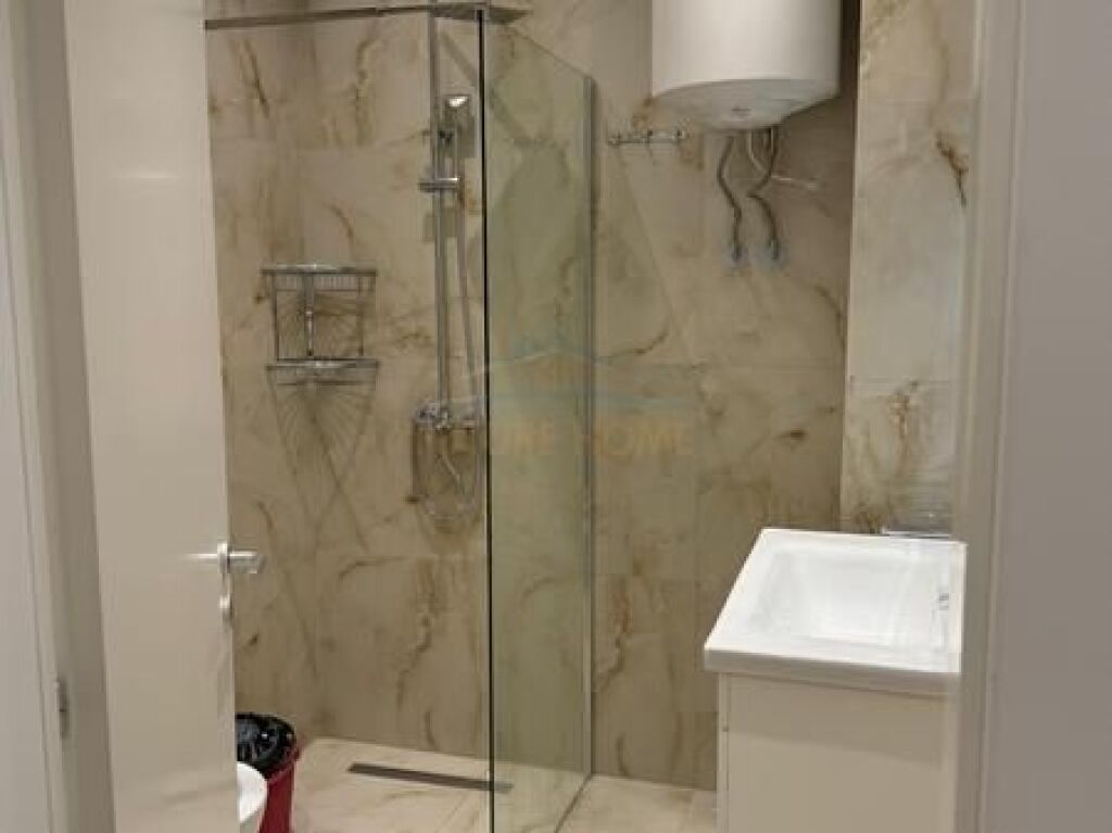 Shitet, Apartament 2+1+2, Kodra e Diellit, Tiranë.