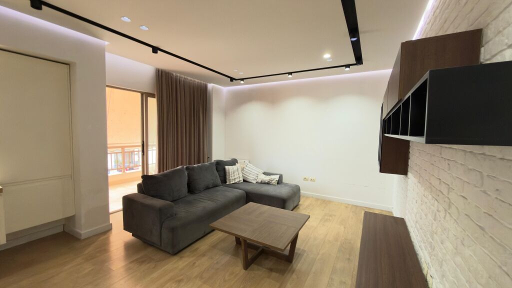 🏡 VENDESI APPARTAMENTO 2+1 CON VERANDA – VICINO A NELA 6