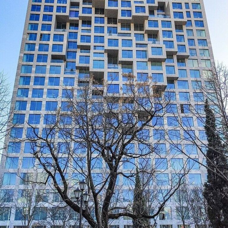🏢 SHITET AMBIENT BIZNESI – DOWNTOWN ONE