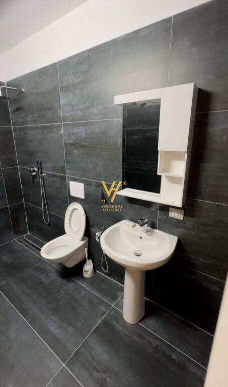 SHITET APARTAMENT 3+1+2 NE ASTIR 270.000 EURO