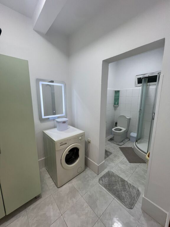 Jepet me qira apartament 1+1 tek Kompleksi Vizion Plus + , Rruga Don Bosko , Zogu i Zi , Laprake .
