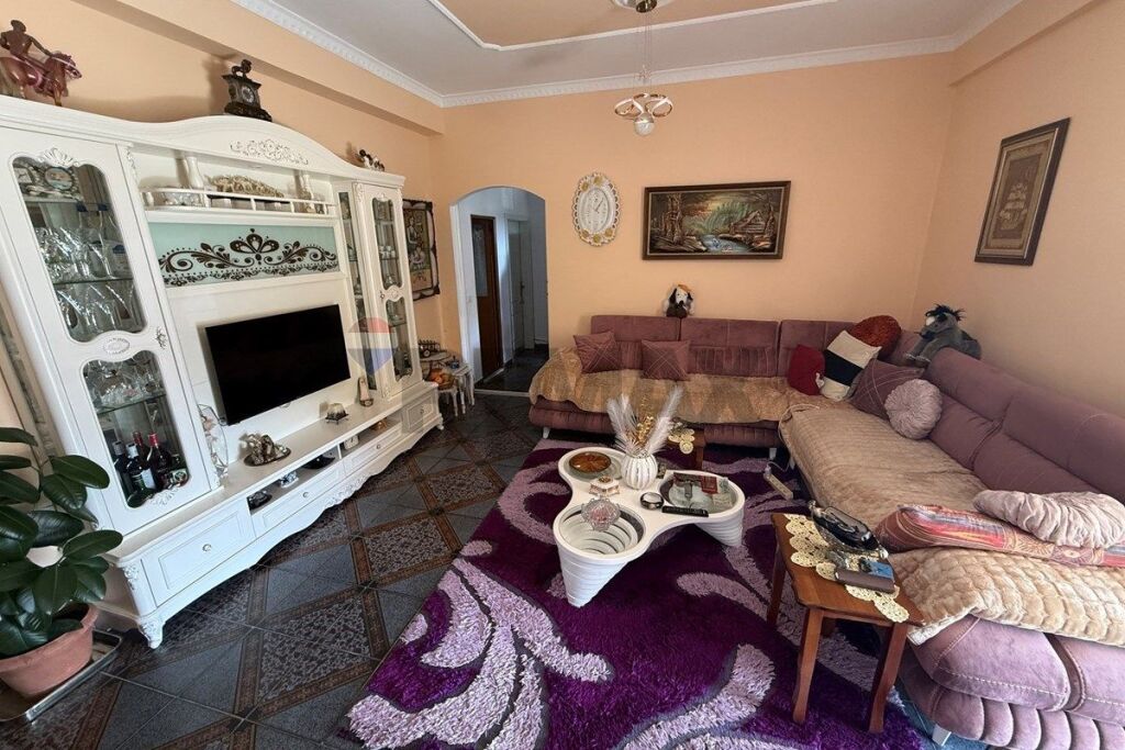 Shitet vil gjigande 3kateshe ne Sauk