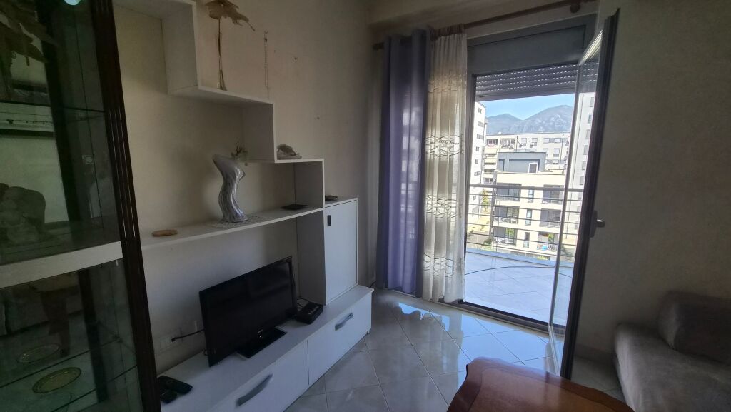 🏡 SHITET APARTAMENT 1+1 – KINOSTUDIO