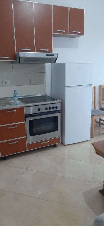 Jepet Apartament me qera qytet studenti
