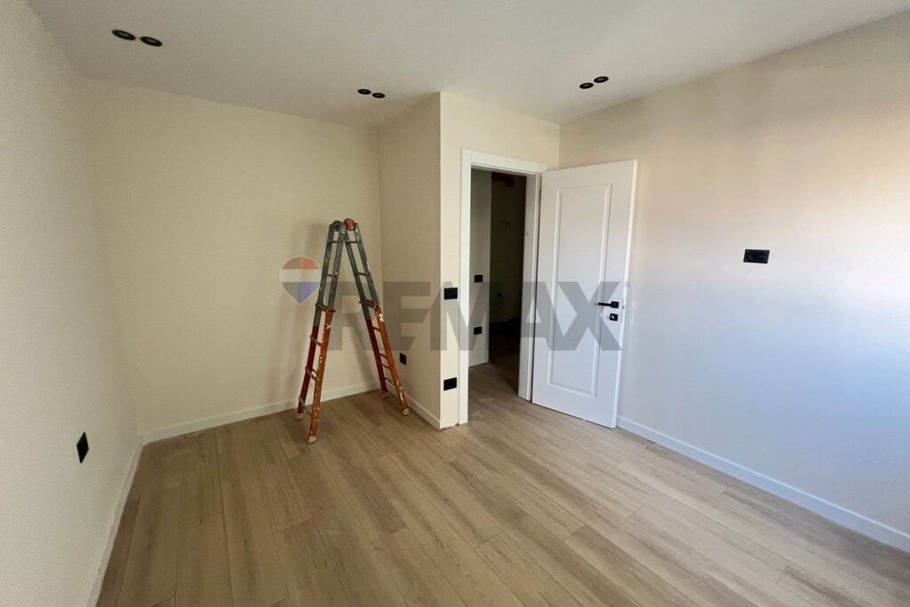 APARTMENT 1+1 FOR SALE PARISIT MUNICIPALITY