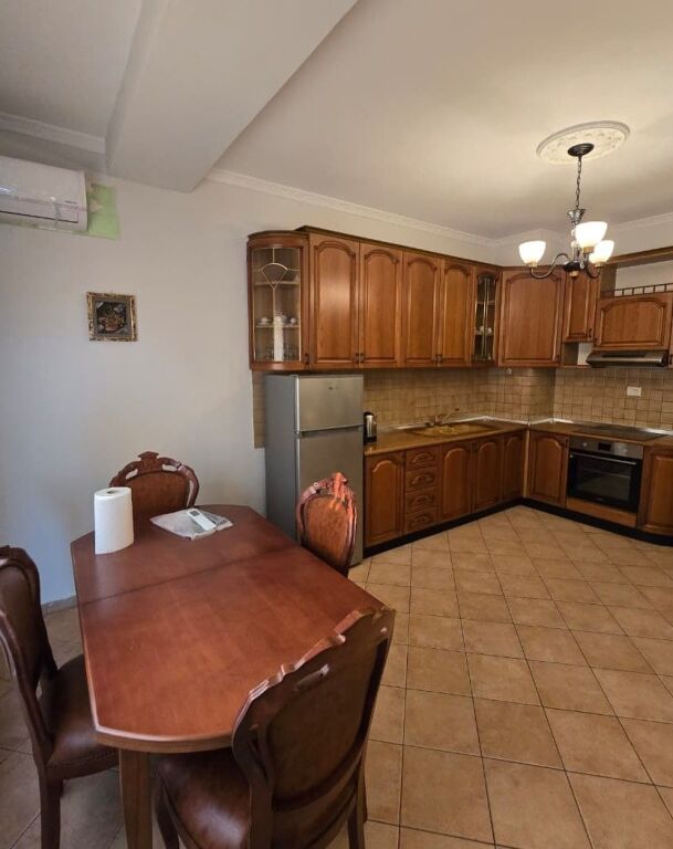 📌 APARTAMENT 2+1+2 ME QIRA – KOMUNA E PARISIT
