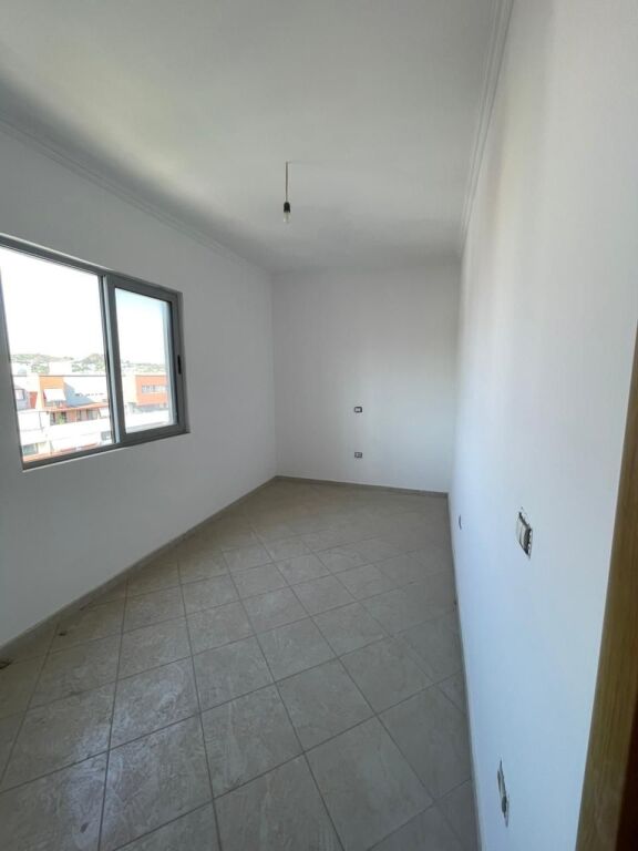 🏷️ OKAZION‼️ ULJE ÇMIMI‼️ | SHITET APARTAMENT 2+1 ME VERANDË – ASTIR