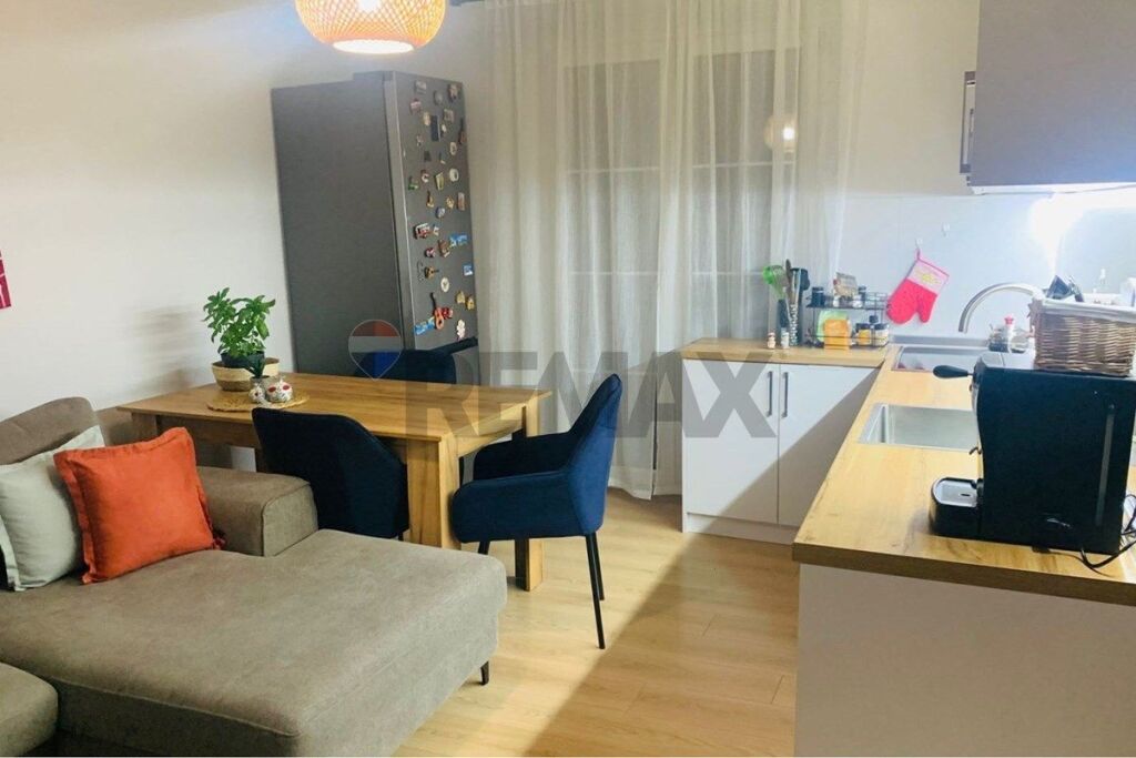 Apartament 2+1 per shitje Mine Peza