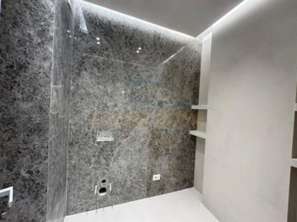 In vendita, Appartamento 2+1+2, Quartum Residence, Via Panorama.