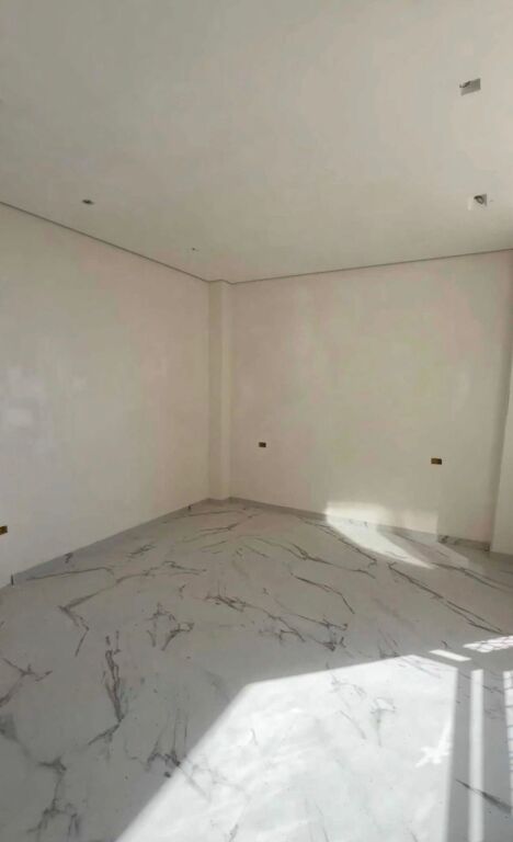 VENDESI DUPLEX A FRESK  193.9 M2