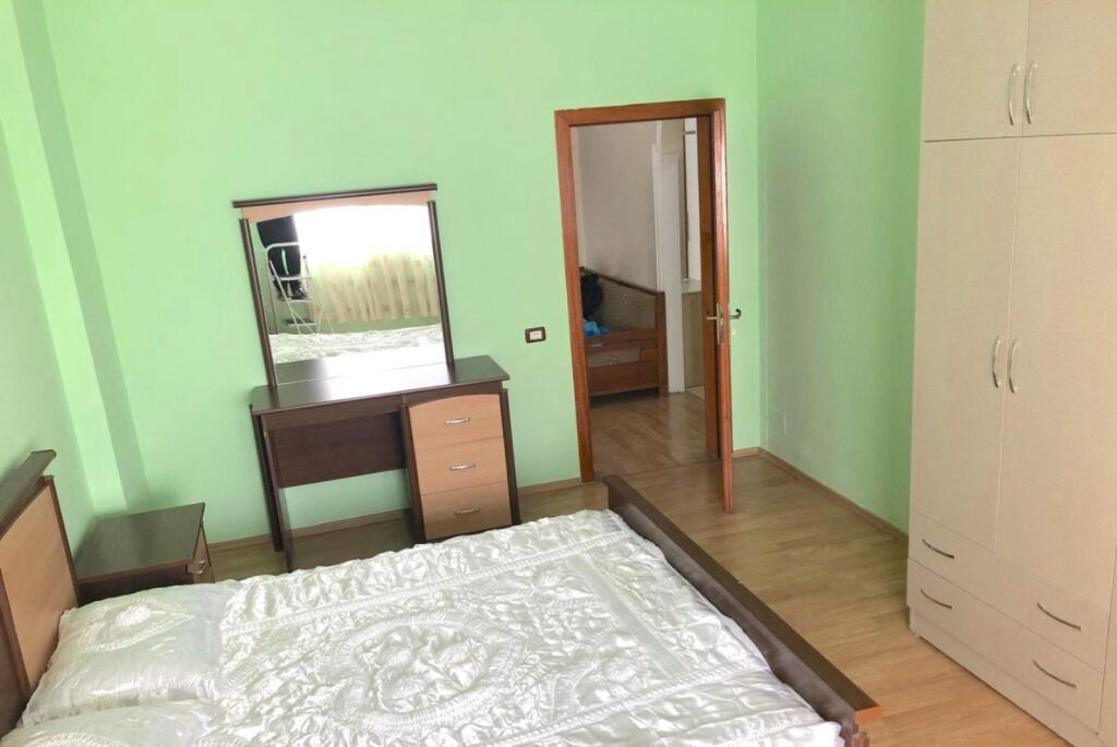 For rent Apartment 2+1, at the end of Jordan Misja street just past the Train Tracks 400 thousand old lek