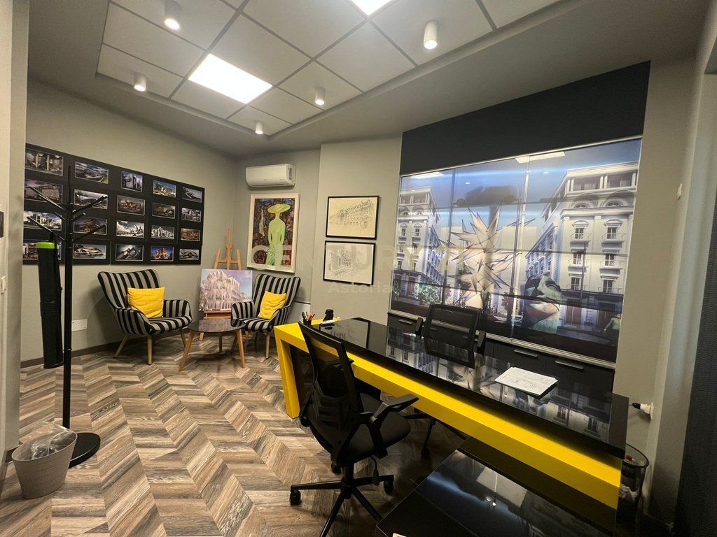 Office for sale at the Police Directorate – ideal for any business!