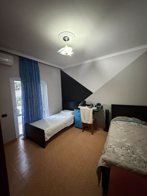 Apartament ne shitje 4+2+1 Sarande