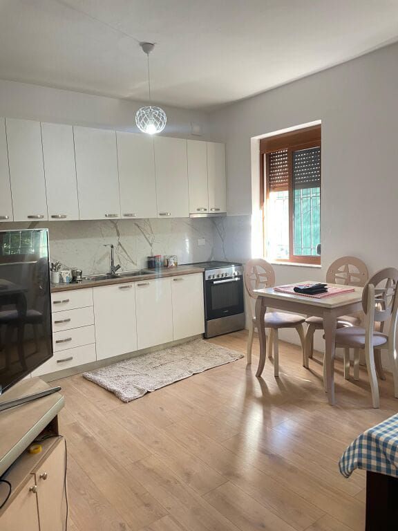 Qera | Apartament 2 + 1 | Selitë | 500 €/muaj