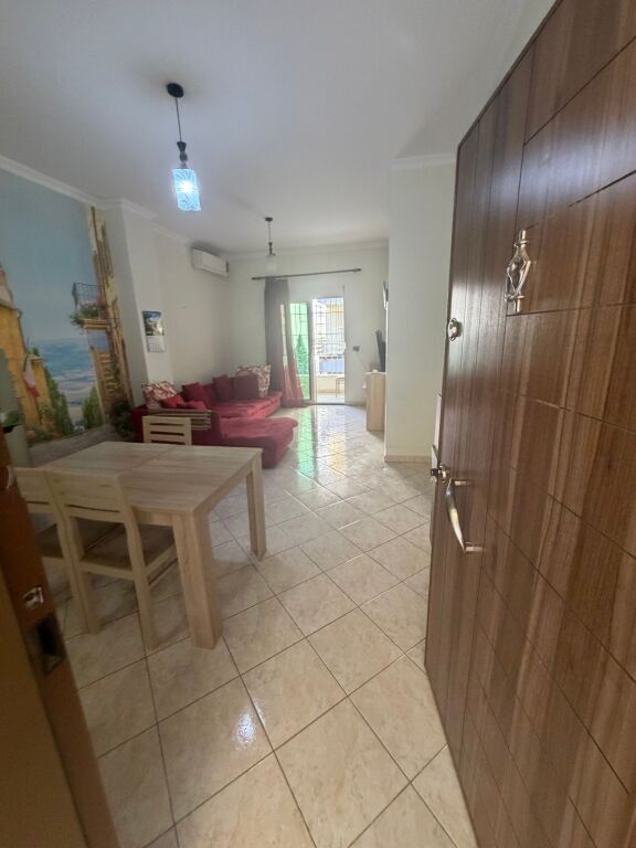 1+1,kopshti zologjik,kat 1 pallat,450 mije lekd