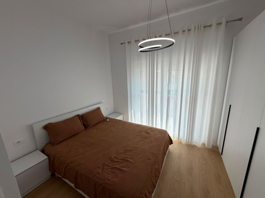 🏡 JEPET ME QIRA APARTAMENT 1+1  📍 Ali Demi – Kompleksi Kadiu