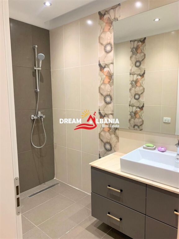 2+1 Apartment for rent in the 21 Dhjetori area at the Kontakt Complex in Tirana (ID 42211273)