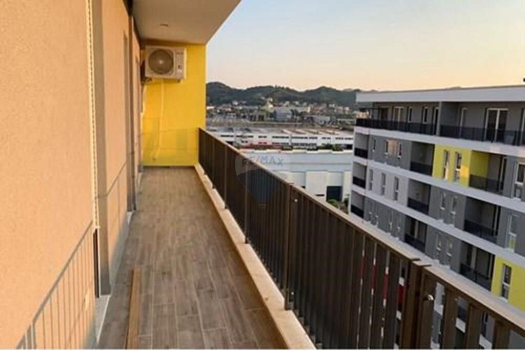 AFFITTASI APPARTAMENTO 2+1+2 — UNIVERS CITY