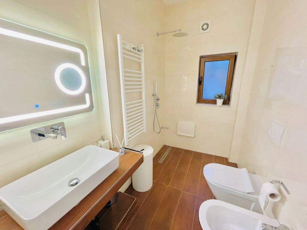 Qera, Apartament 2+1+2, Myslym Shyri, Tirane