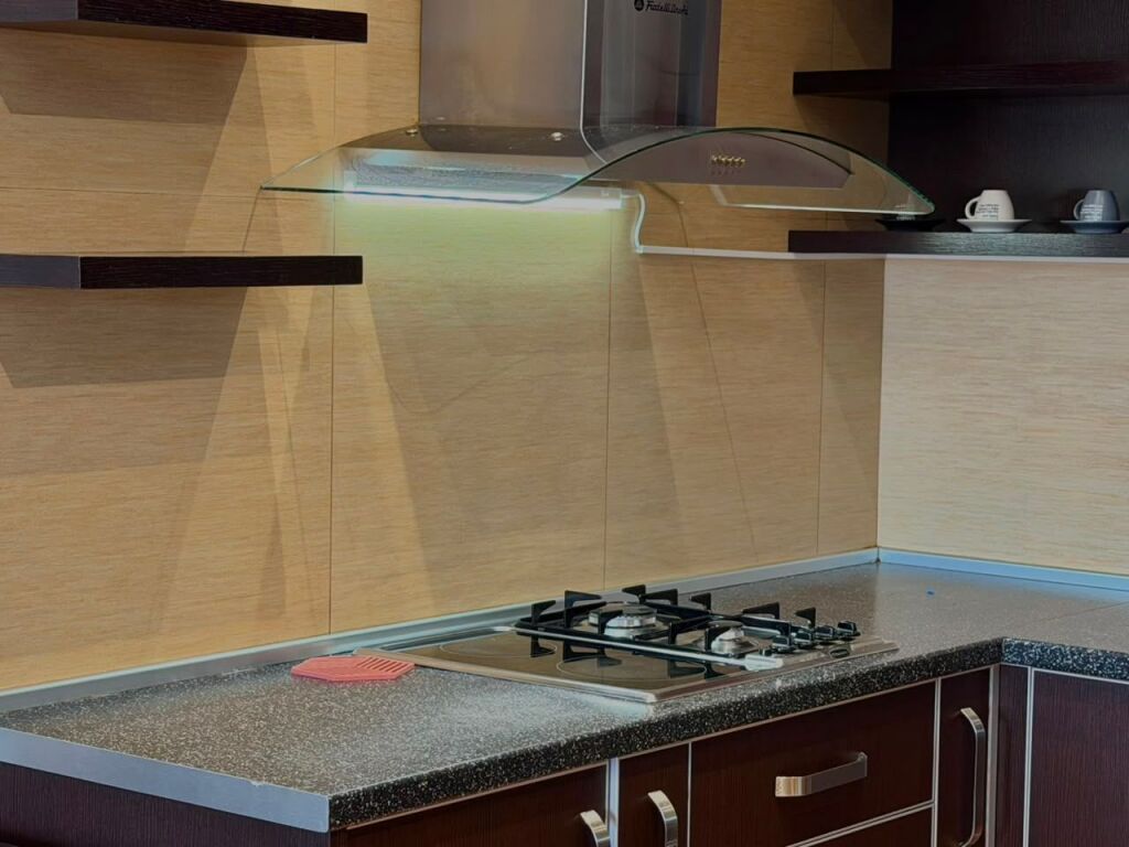 Apartament 2+1 me Qera, Tetor-Maj | Sheshi Pavaresia, Nisatel, Vlore