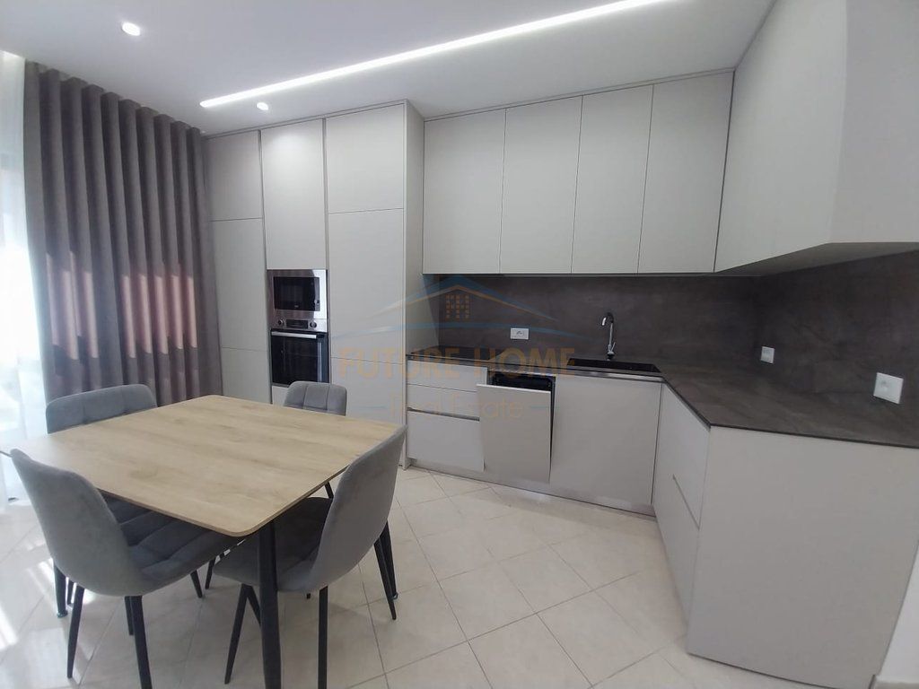 Affitto, Appartamento 2+1+2, Nuovo Anello, Tirana.