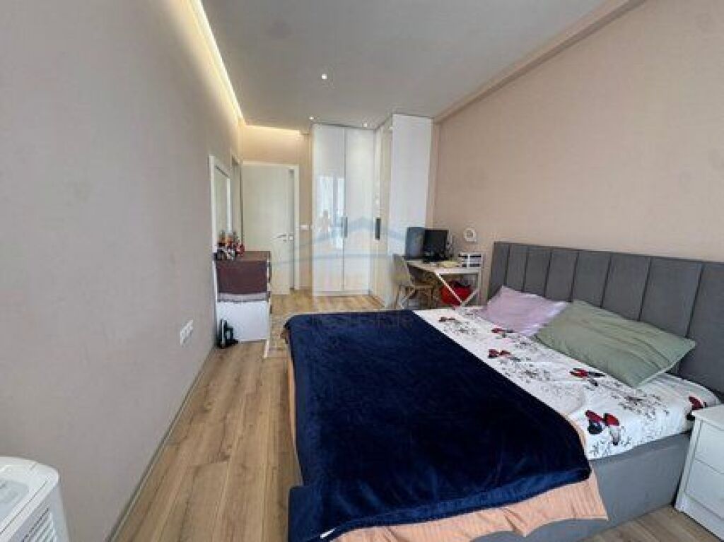 Shitet, Apartament 2+1+2, Rezidenca Avid, Jordan Misja, Tirane.