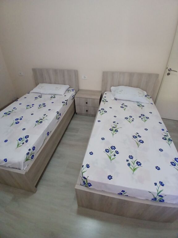 Shtëpi 3+1 me qera ne Kodren e Priftit, prane UET