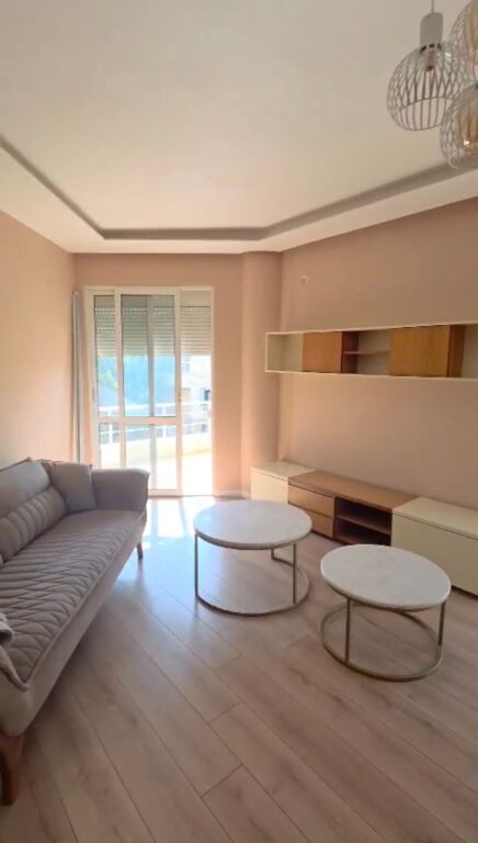 Jepet me qera Apartment 2+1+2 ne Durres
