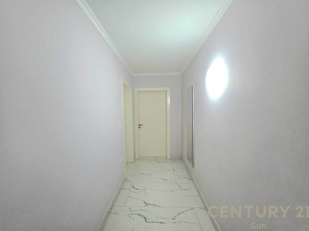 APARTAMENT 1+1 PER QIRA PRANE 21 DHJETORIT