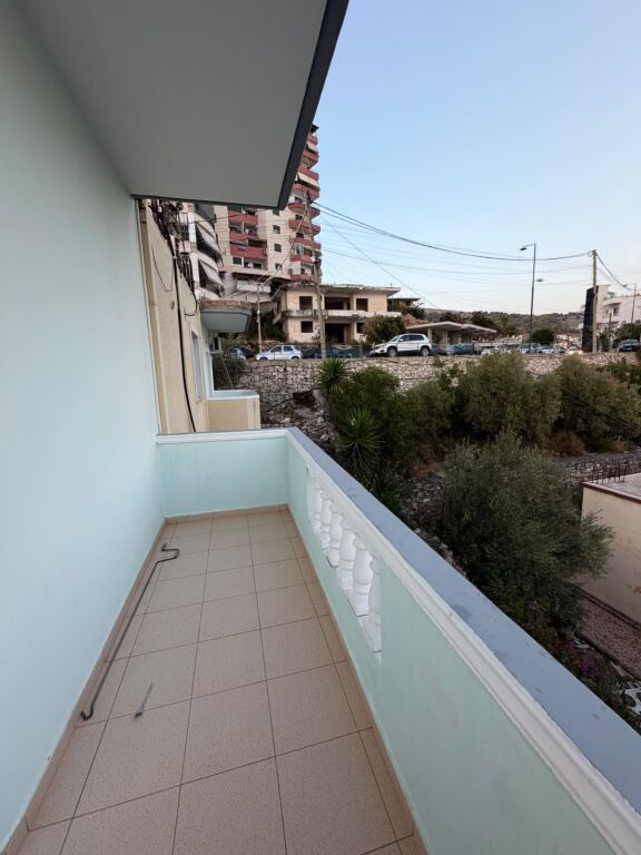 Apartament ne shitje 4+2+1 Sarande