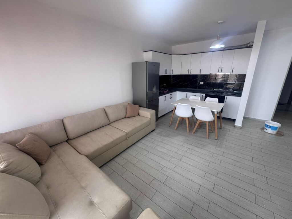 AP.1+1+B for rent, Fiori di Bosco