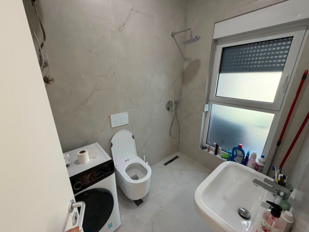 🏡 JEPET ME QIRA APARTAMENT 1+1  📍 Ali Demi – Kompleksi Kadiu